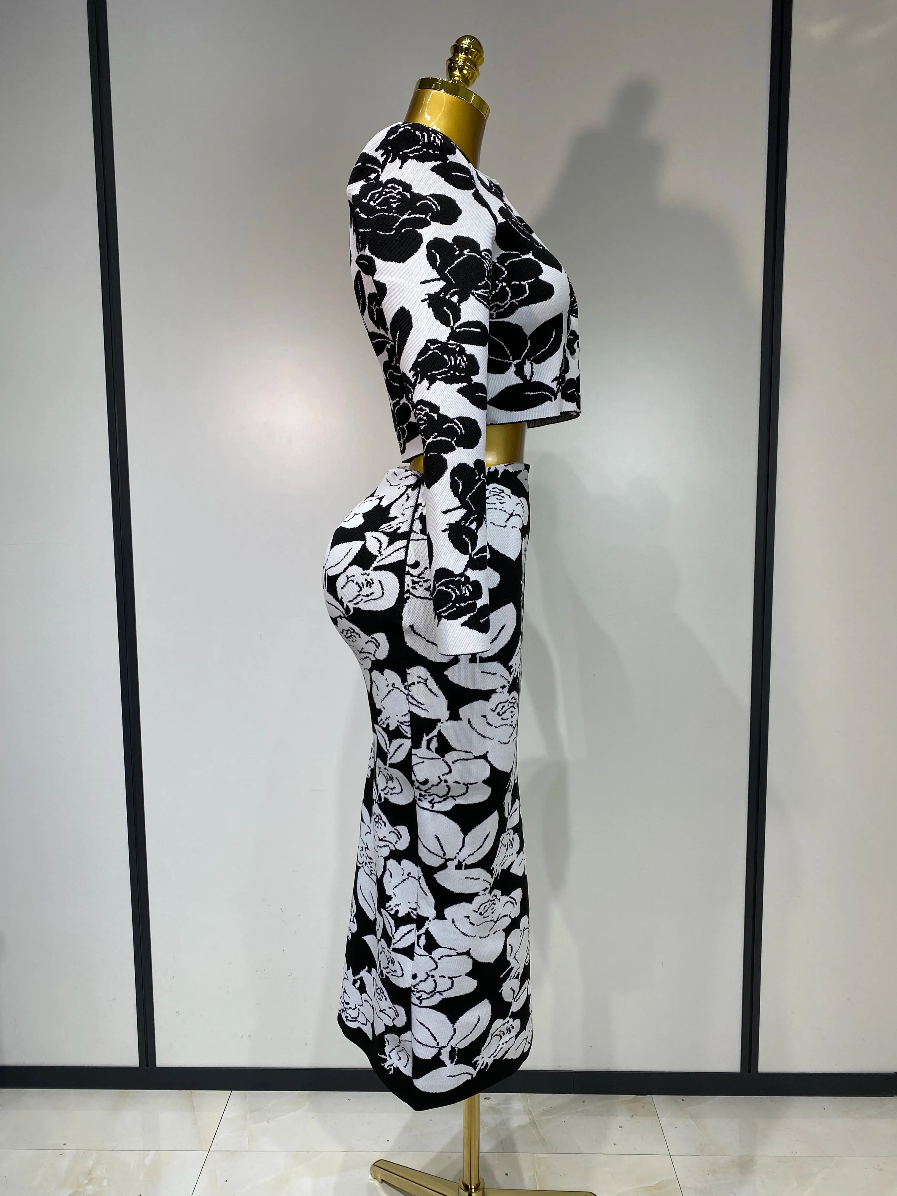 Arrival Women Long Sleeve Jacquard Weave Two Pieces Set Celebrity Red Carpet Dress Birthday Bodycon Bandage Women's Set