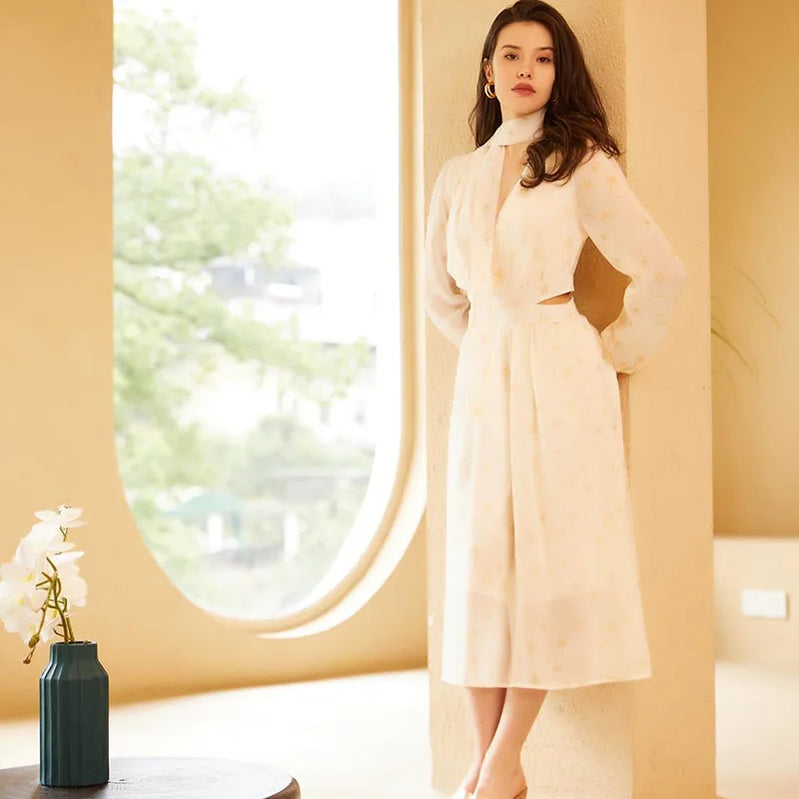 Polyester Daisy Floral White Dresses Women Elegant Long Sleeve Beach Dress V Neck Sexy Bandage Long Summer Dresses Women 2024