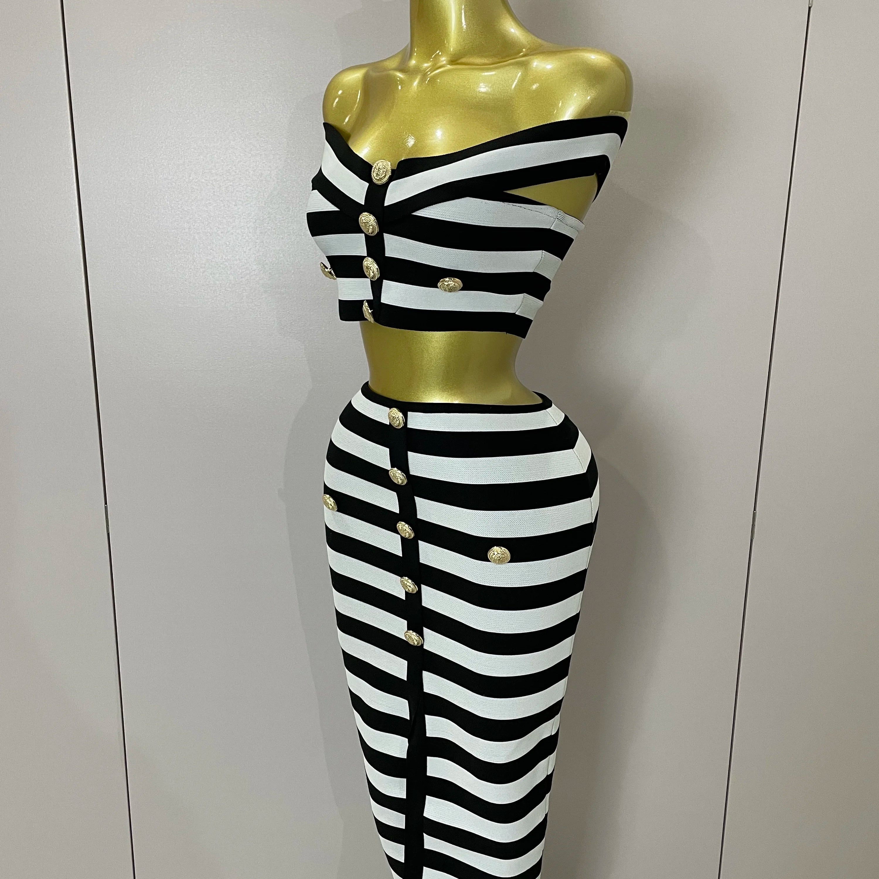 Sexy Off Shoulder Striped Button Two Piece Mini Bandage Set 2025 Women Celebrity Designer Evening Party Luxury Birthday Outfit