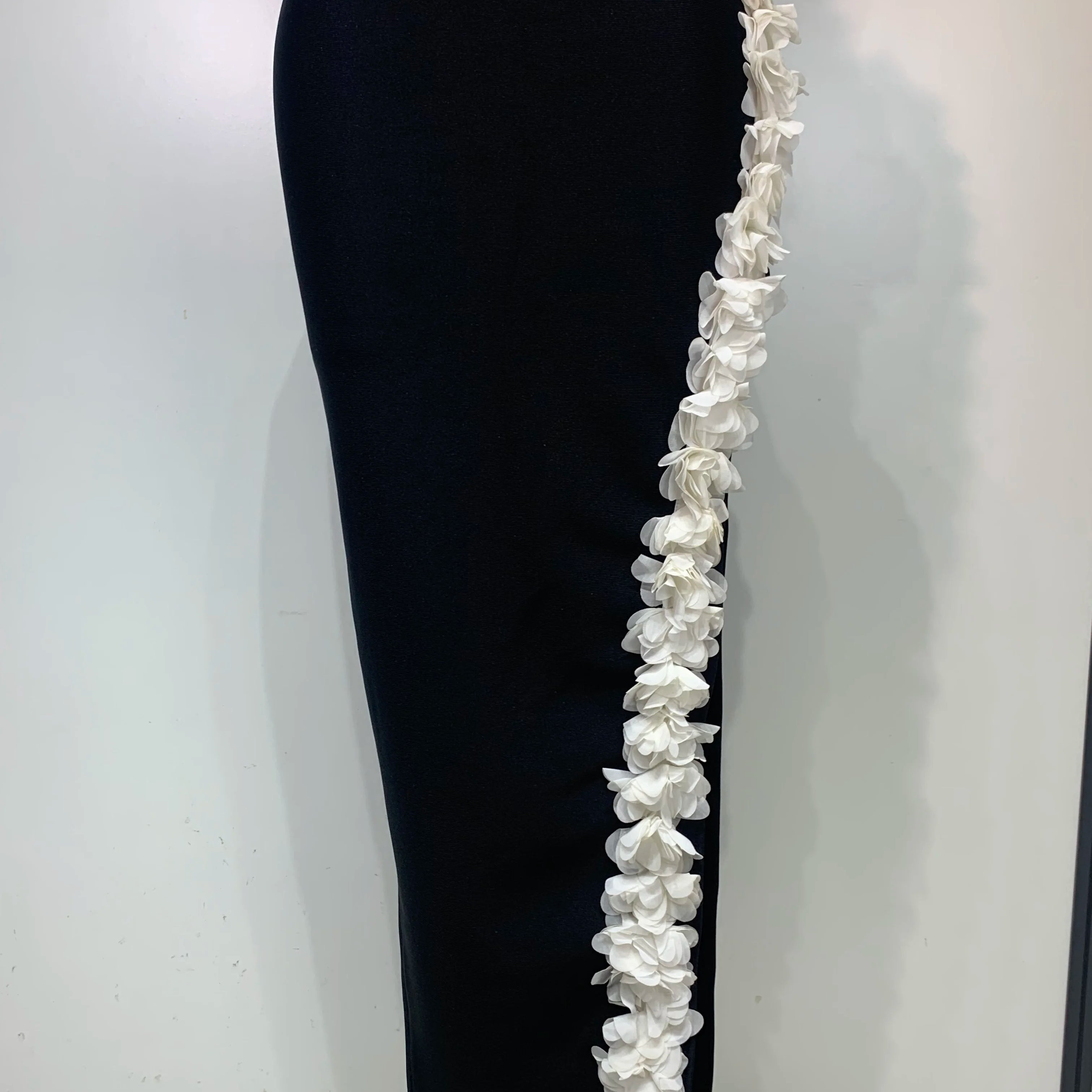 Vestido longo longo com decote redondo e recorte floral, sexy, colado ao corpo, para celebridades, elegante, para festa de aniversário, 2025