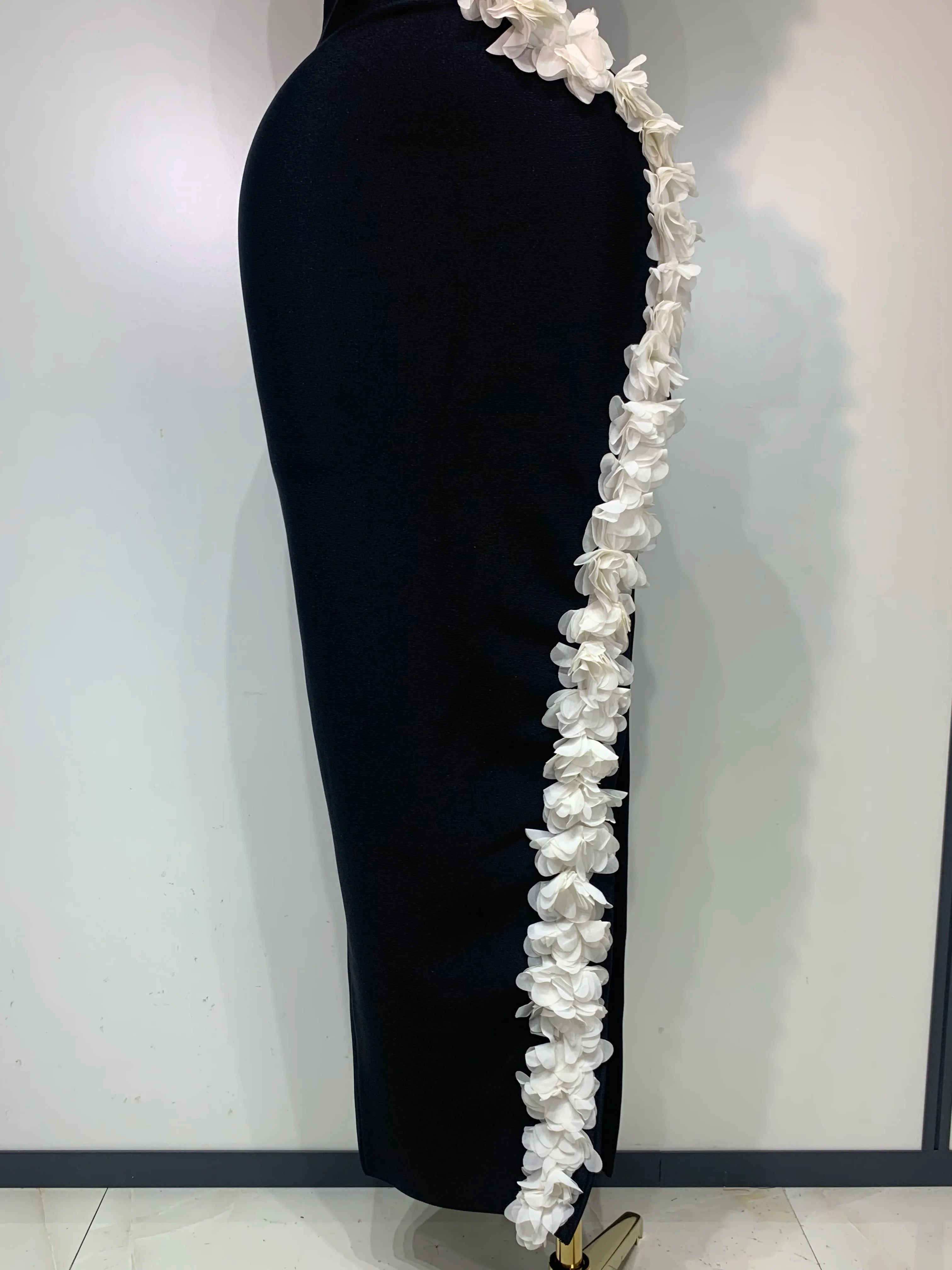 Vestido longo longo com decote redondo e recorte floral, sexy, colado ao corpo, para celebridades, elegante, para festa de aniversário, 2025