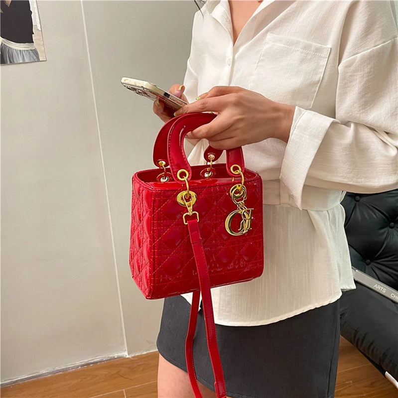 Elegant Women's Leather Crossbody Fashion Handbag Luxury Designer Shoulder Tote Bag Classic For Everyday Look