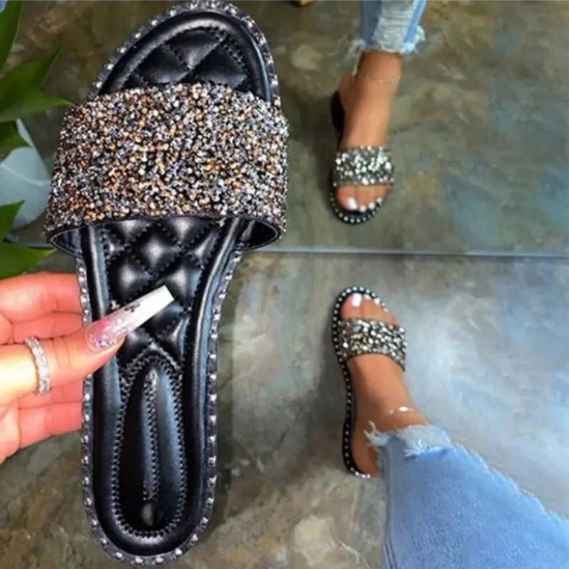 Women Crystal Slippers Ladies Bling Flats Female Fashion Outdoor Beach Shoes Female Footwear Women Summer Slides Plus Size