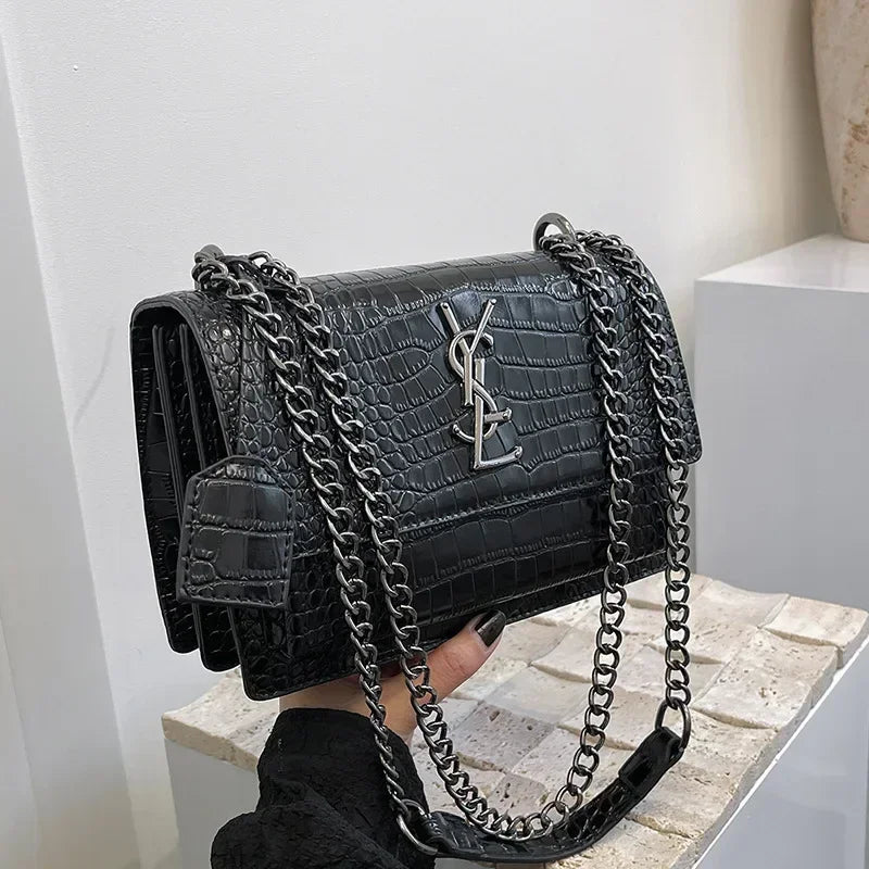 2025 New Light Luxury Bag High Sense European and American Retro Chain Bacchus Bag Fashion Shoulder Messenger Bag
