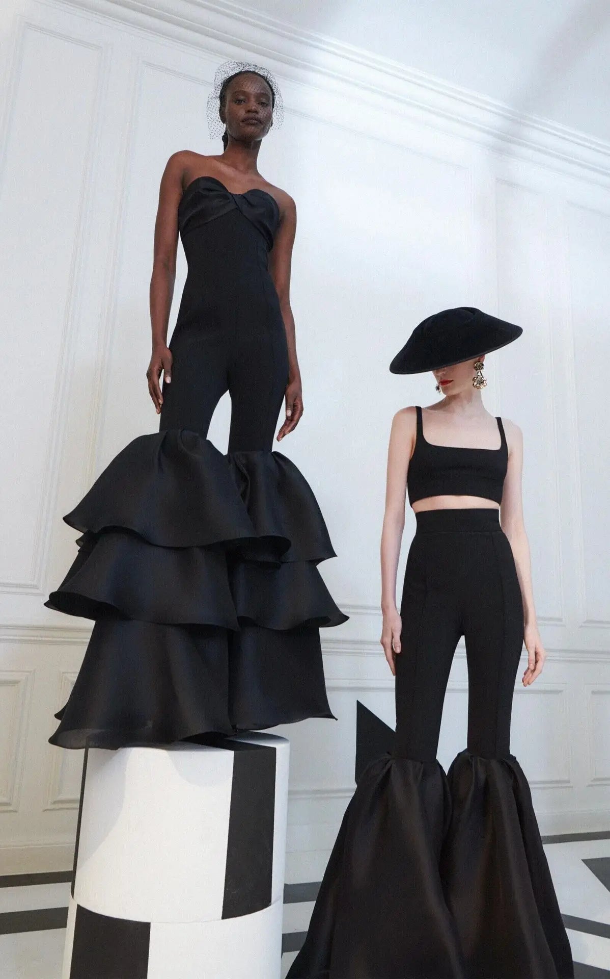 New Arrival Stylish Flare Pants Strapless Black Bandage Jumpsuit Woman Fashion  Party Outfit Nightclub Performance Costume