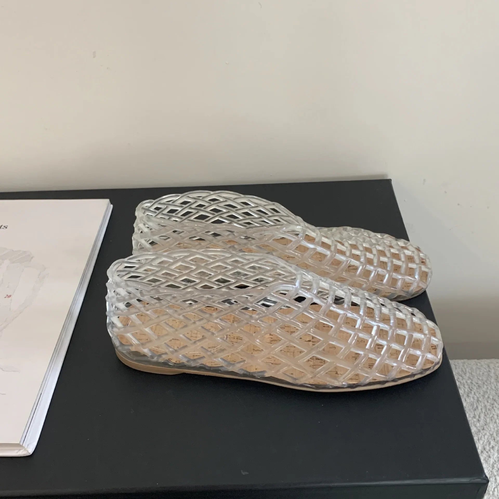 Summer Jellies Shoes Women Fashion Transparent Mesh Hollow Out Beach Shoes Ladies Flat Sandals Colourful Round Toe Jelly Sandals