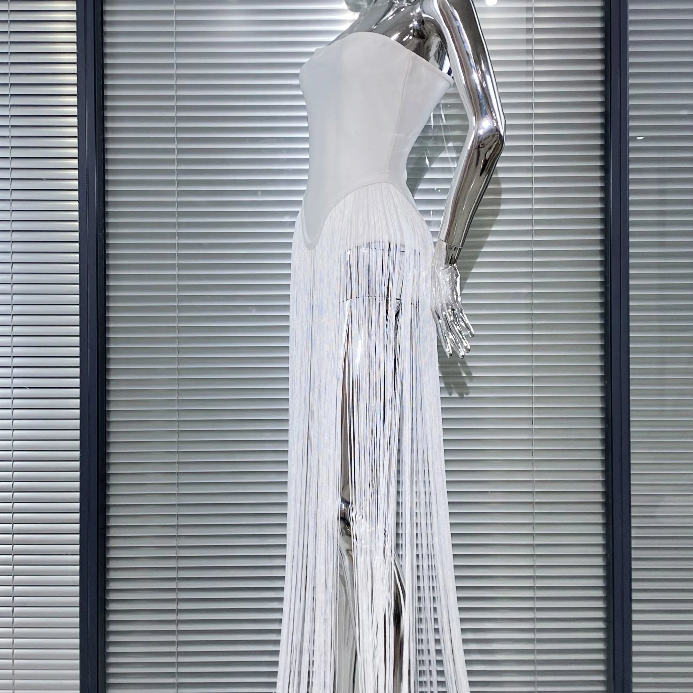 Summer White Color Long Tassel Strapless Bandage Jumpsuit Fashion Woman Party Bodysuit Vestido Performances Costume