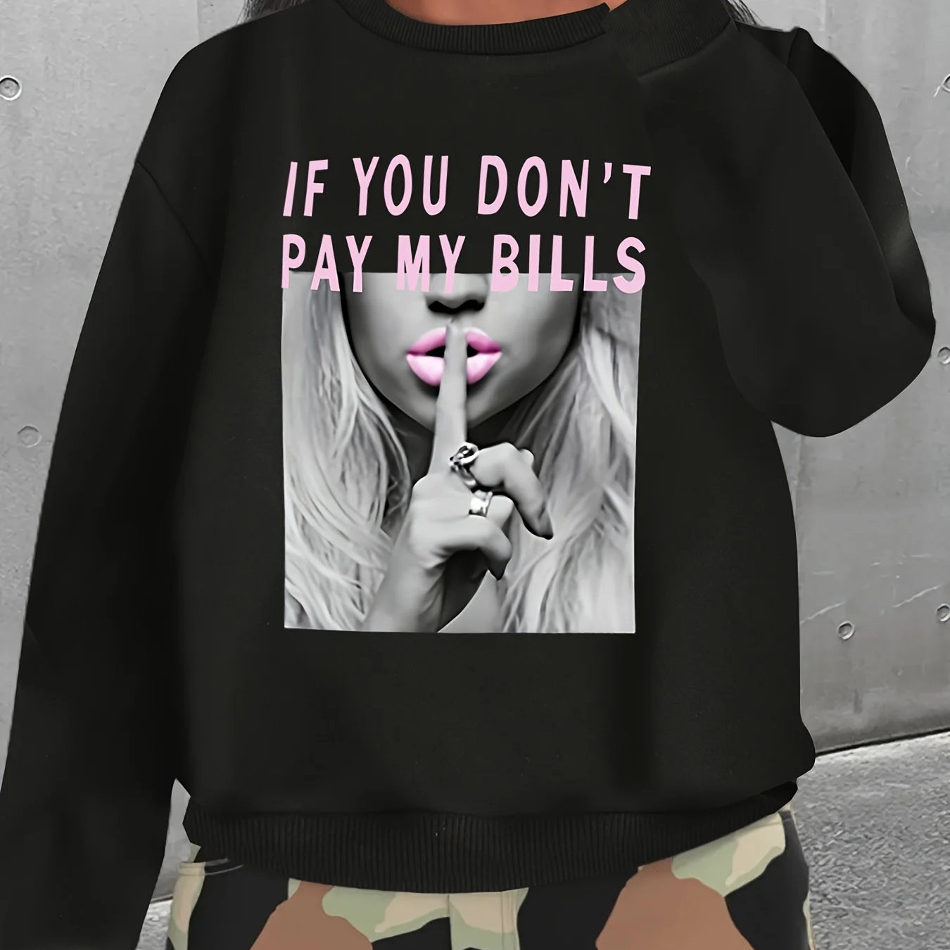 Women's Loose Fashion Sweater Autumn and Winter Round Neck Plush Plus Size black