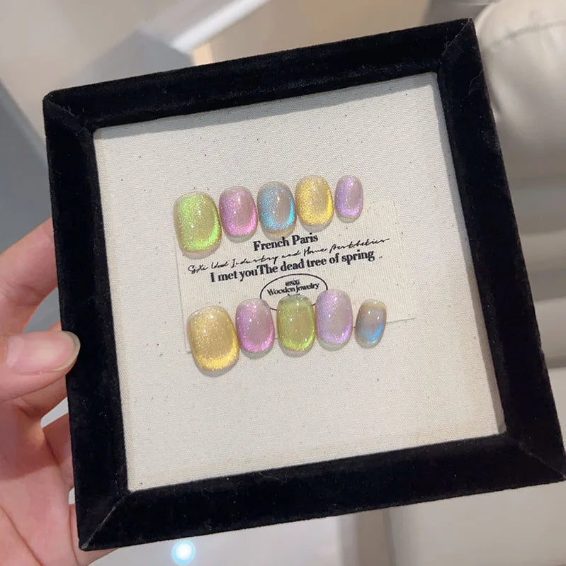 10Pcs Sweet Cute Short Round Handmade Fake Nails Cat Eye Gel Nail with Glue Simple Glitter Solid Color Press on Acrylic Nail Tip