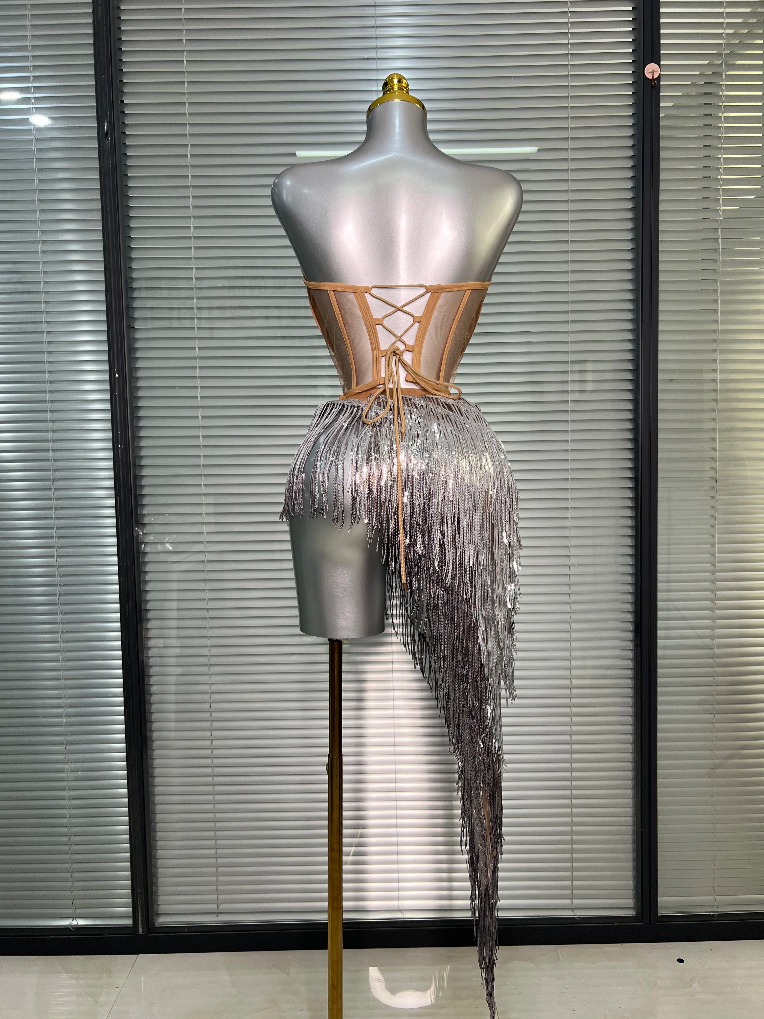 Women Sexy Two Pieces Set Women Silver Tassel Crystal Diamond Night Club Adjustable Skirt Suits Singer Dancer Stage Costume