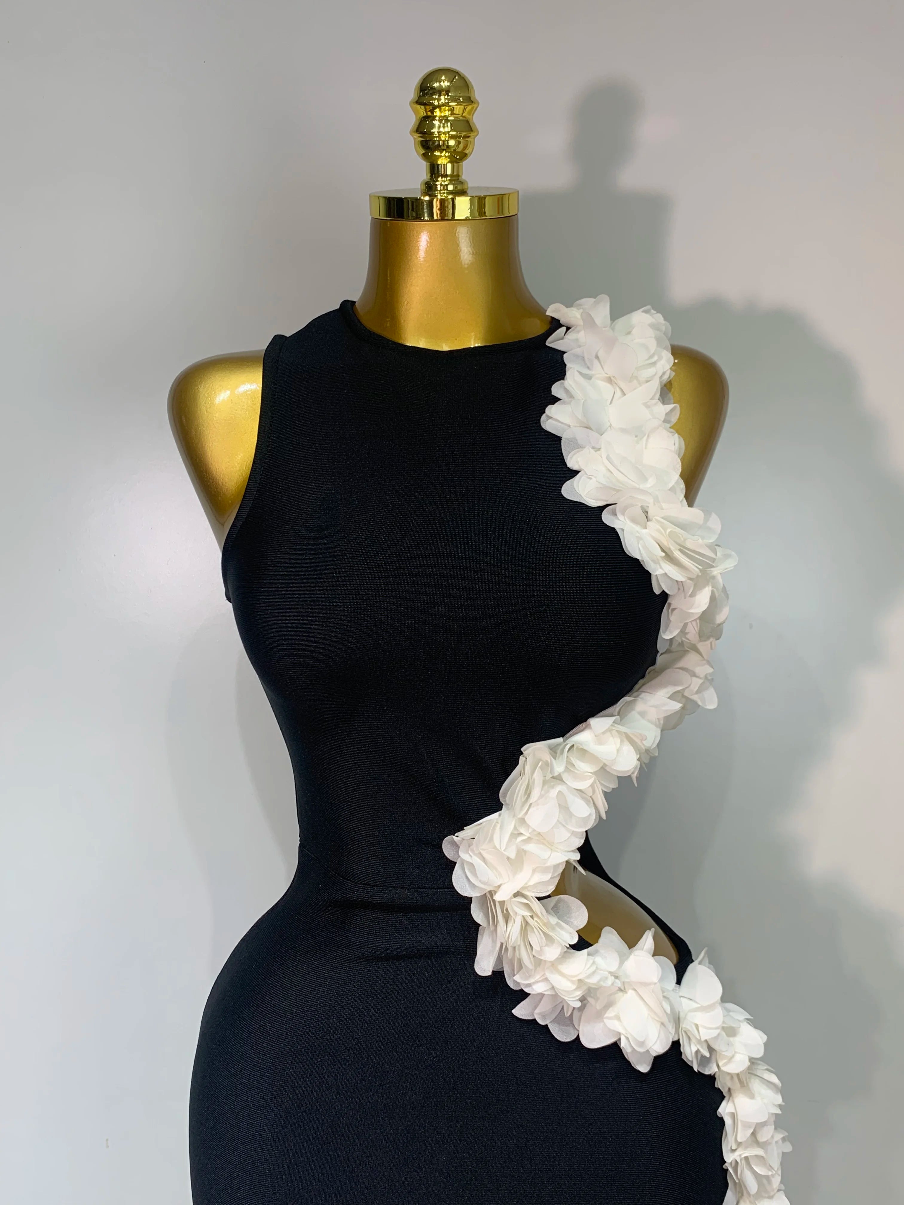 Vestido longo longo com decote redondo e recorte floral, sexy, colado ao corpo, para celebridades, elegante, para festa de aniversário, 2025