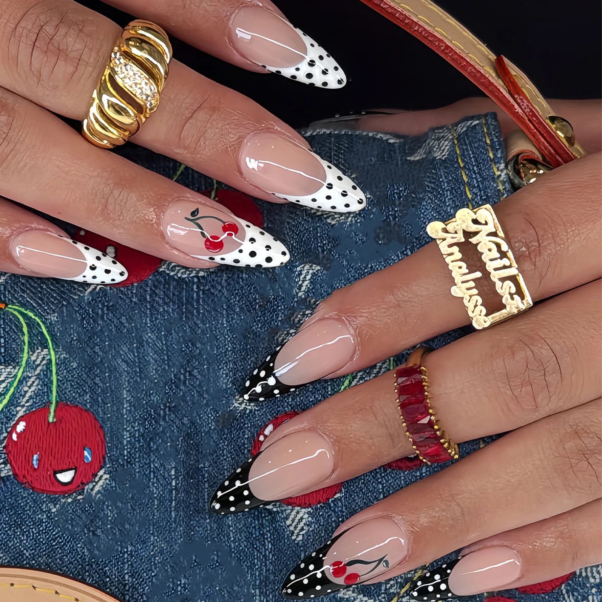 24Pcs Black White Polka Dot French Fake Nails with Cherry Reusable Press on False Nails Mid-length Almond Full Cover Nails Tips