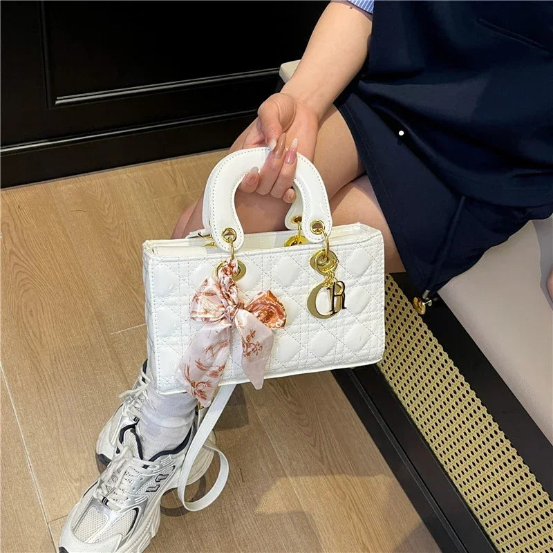 Fashion Women's Leather Classic Crossbody Handbag Elegant Designer Luxury Shoulder Tote Bag For Daily Looks