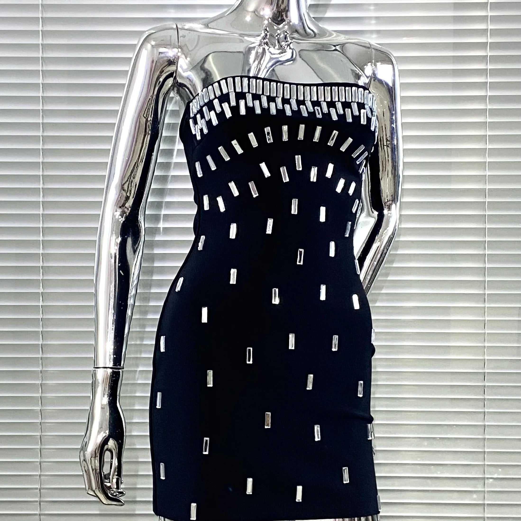 Luxury Woman Bandag Dress Sparkling Diamonds Strapless Black Mini Dress Celebrity Birthday Party Vestido Music Festival Outfit