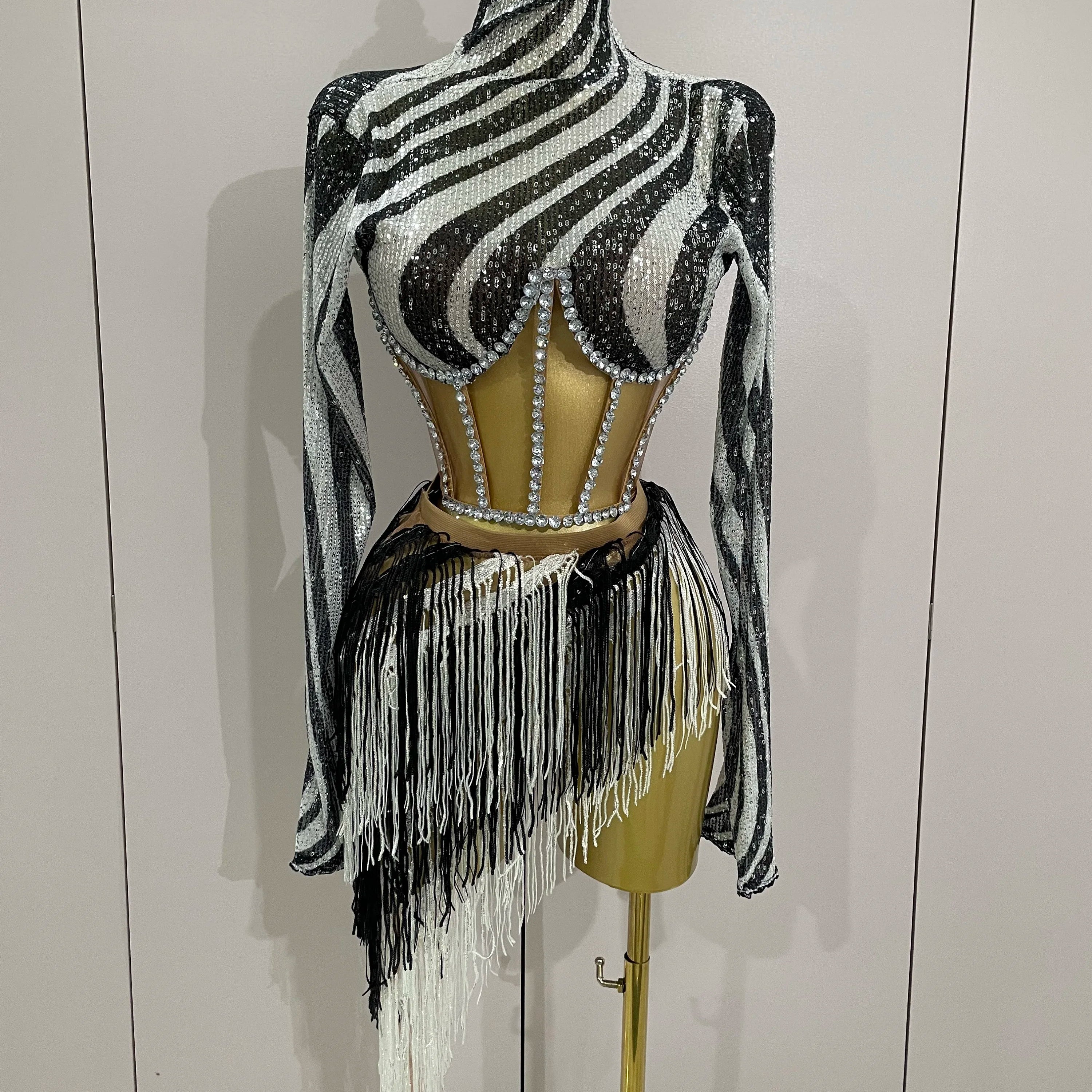2025 New Shiny Diamond Sequin Tassels Sexy Mesh Long Sleeved Two Piece Set Women Evening Birthday paty Nightclub Stage Costume