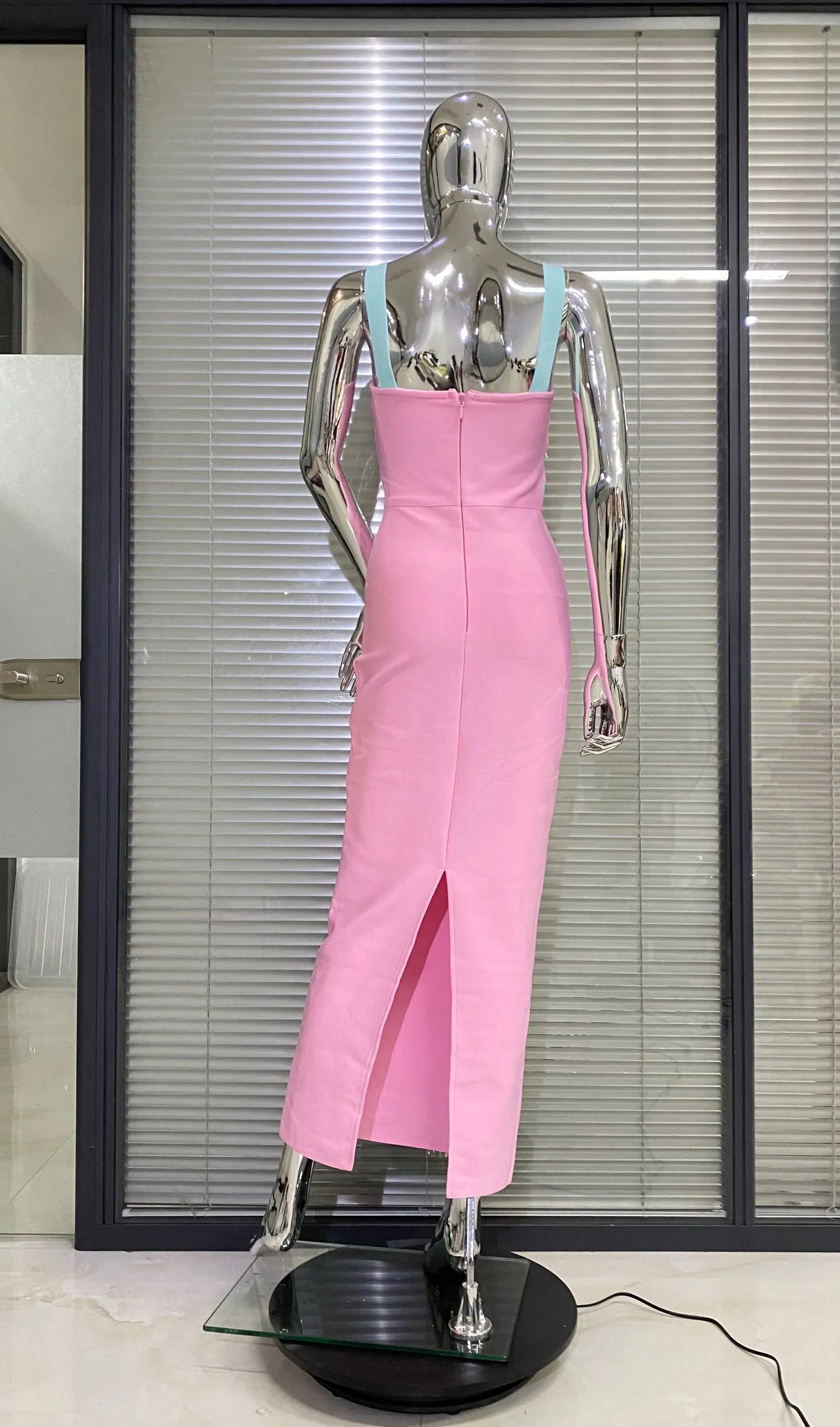 New Arrival Women Sleeveless Sexy Strap Bodycon Bandage Long Dress Fashion Elegant Evening Party Celebrate Dress