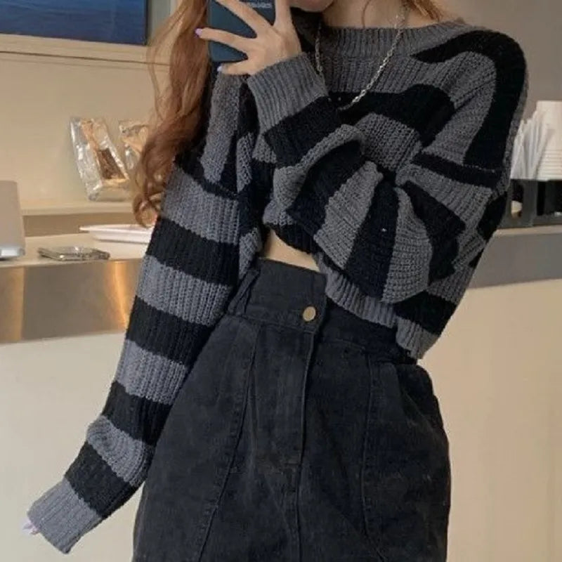 Korean Style Striped Cropped Sweater Women Vintage Oversize Knit Jumper Female Autumn Long Sleeve O-neck Pullovers Tops