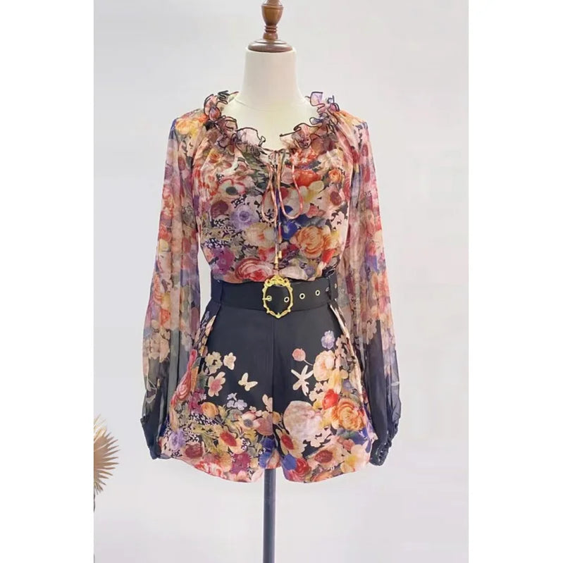 Shot Spot Australia Positioning Printing Top Three-Dimensional Flower Lace-up Top + Wide Leg Shorts Suit Women