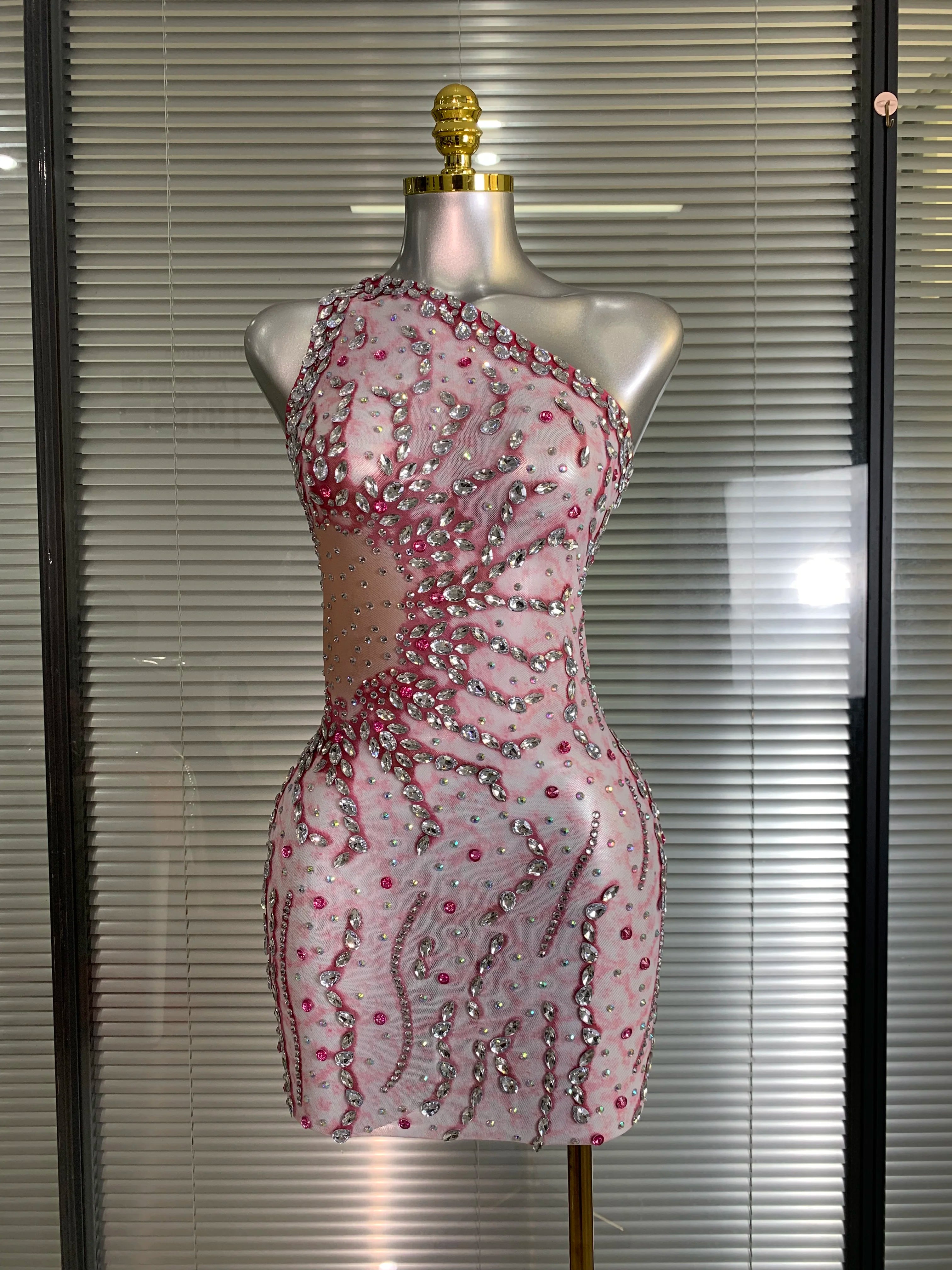 Women Sexy Mesh Crystal Diamonds Mini Costume Stage Dancer One Shoulder Stretchy Mini Night Club Party Dress