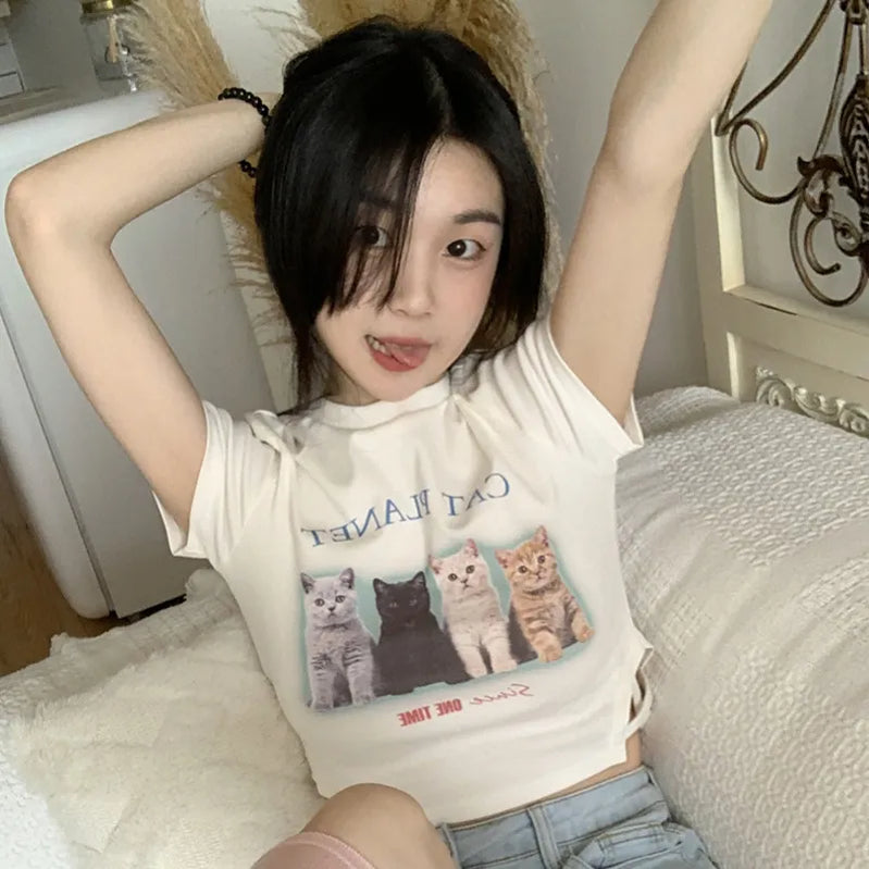 Women Short Sleeve Crop Tops Cat Print Crew Neck Slim Fit T-Shirts Summer Casual Exposed Navel Shirts Streetwear