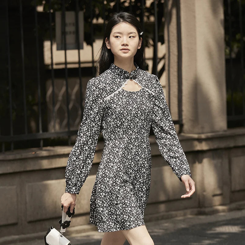 Dress Women Lace Hollow Floral Winter New Romantic Retro Temperament Chiffon Dress