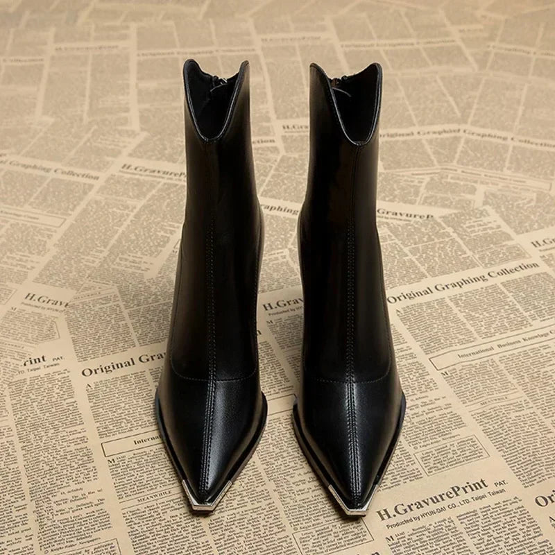 Winter High Heels Sexy Women Luxury Shoes Chunky Ankle Chelsea Boots Fashion New Pointed Toe Zipper Goth Pumps Brand Shoes