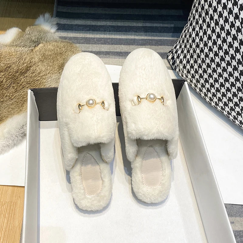 women's plush flat slippers Winter Home and Outdoor Shoes pearl decoration design Casual and office mules Large size 41-44