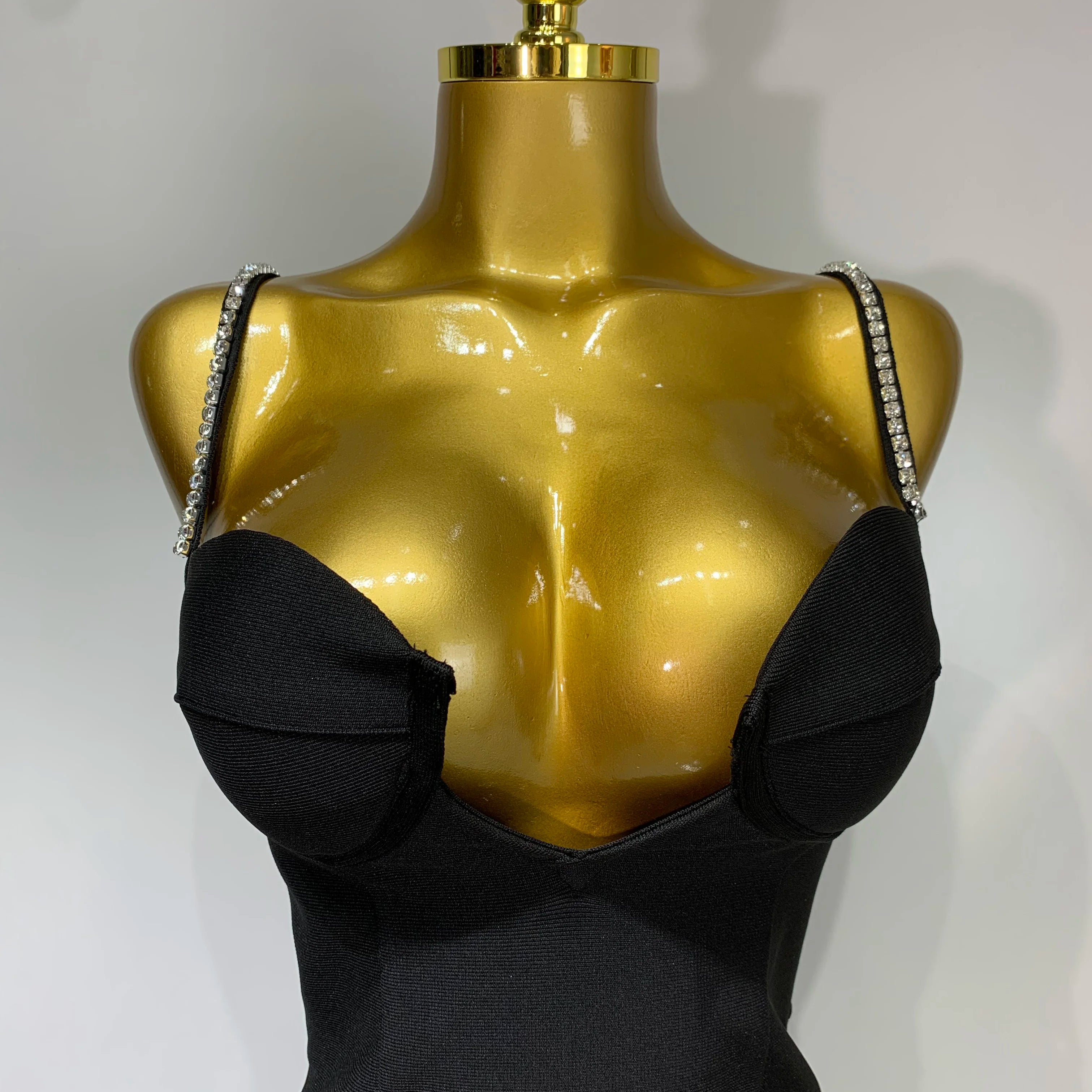 Women Celebrity Sexy V Neck Beading Black Mini Bodycon Bandage Dress Luxury 2025 Knitted Elegant Evening Club Party Dresses