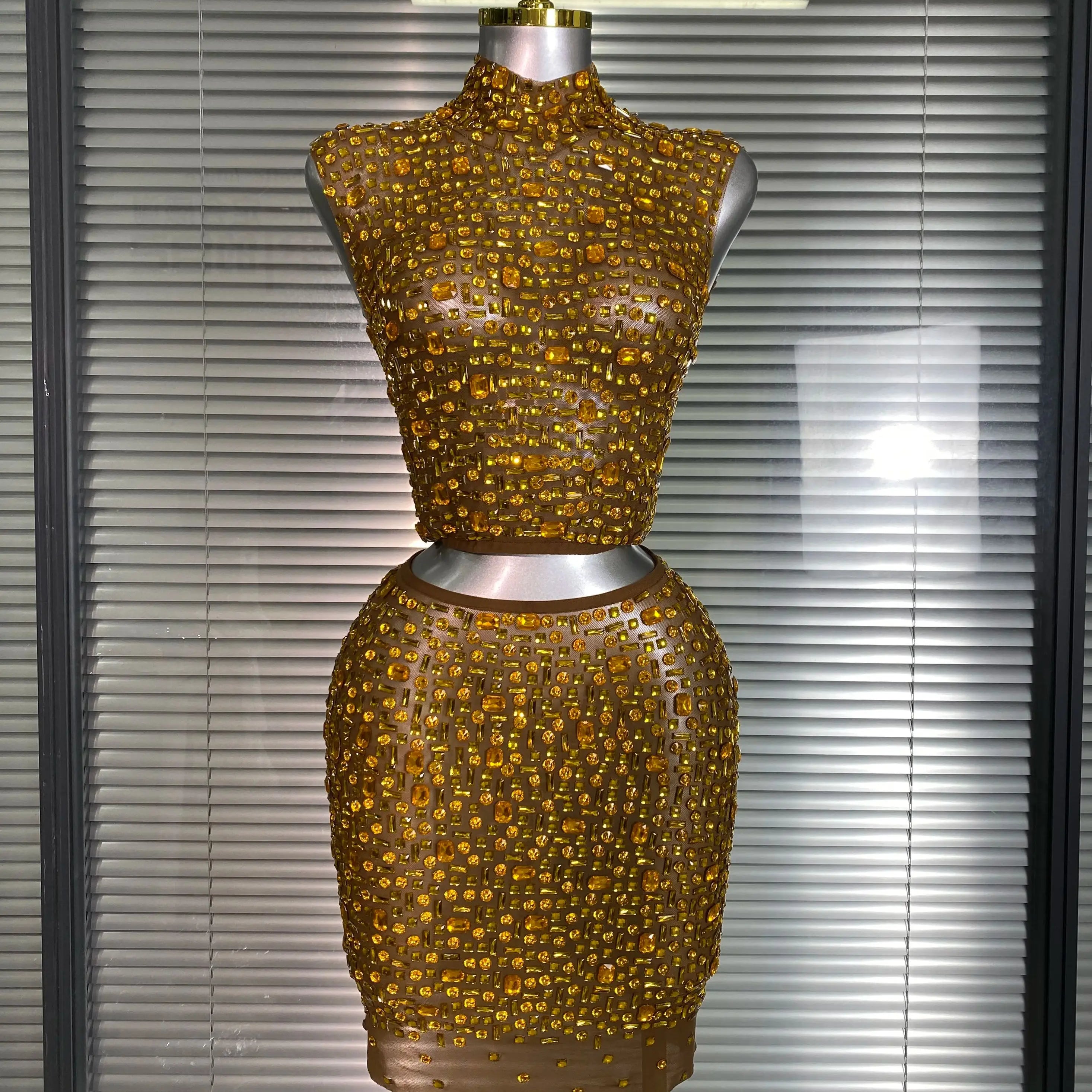 Women Sexy Two Pieces Set Women Hot Pink Crystal Diamond Night Club Skirt Suits Singer Dancer See Through Stage Costume