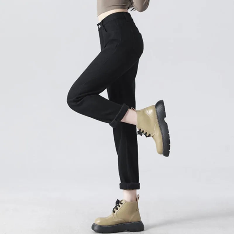 Women Denim Jeans Plus Velvet Autumn and Winter Regular Fit Straight Classic Fashion Warm Pants