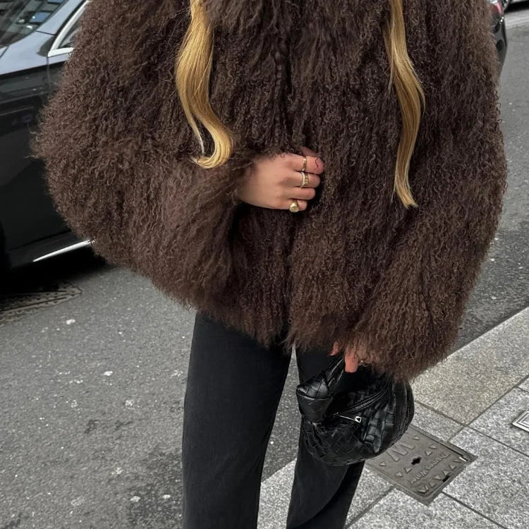Winter New Fashion Solid Fluffy Fur Coat Women High Street Luxury Lapel Collar Faux Fur Jacket Female Casual Overcoats