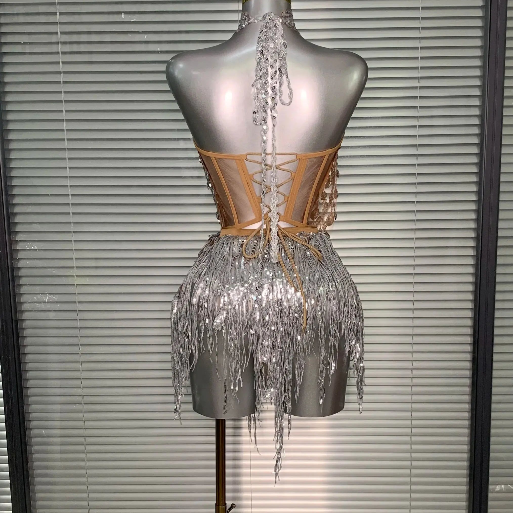 Women Sexy Sequins Silver Sparkly Two Pieces Set Shinning Night Club Skirt Suits Singer Dancer Stage Dancer Costume