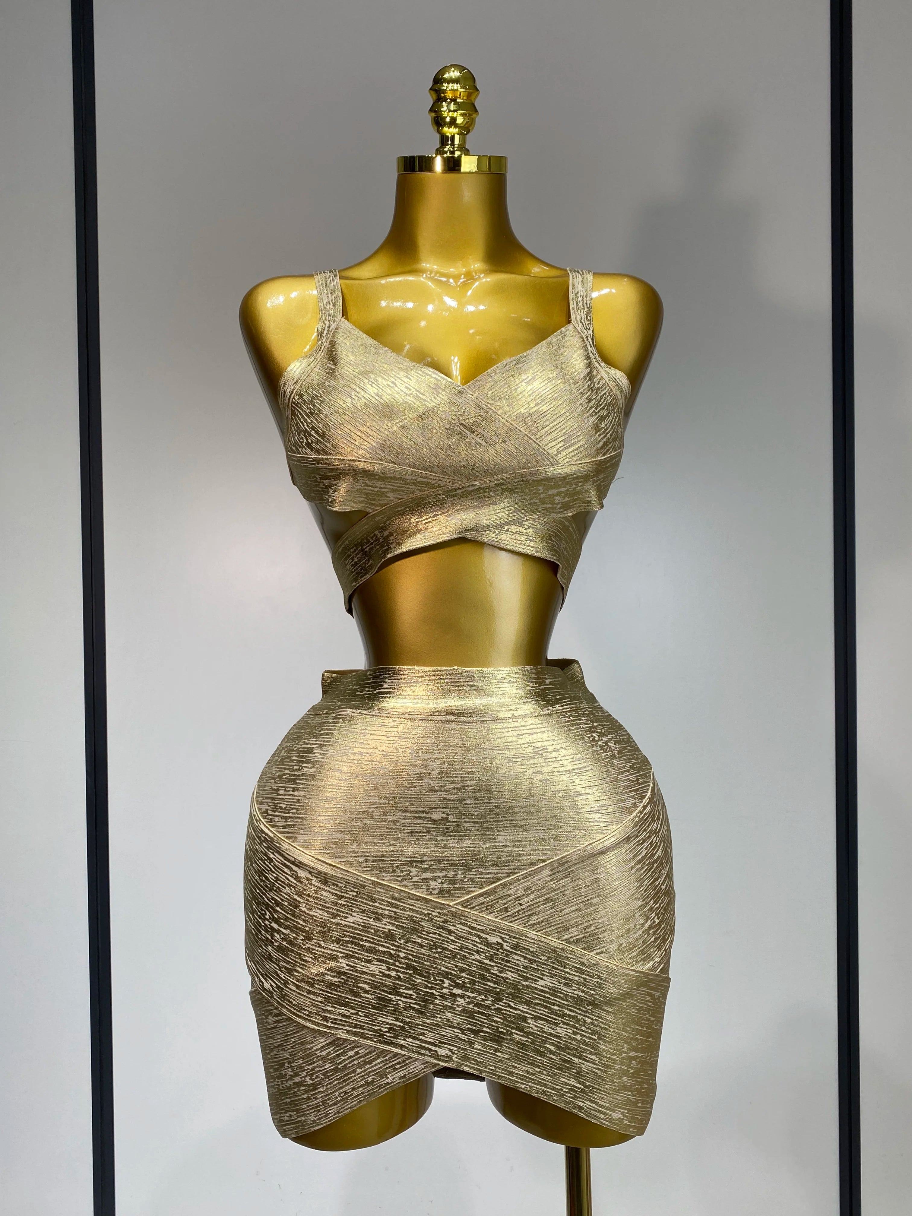 2025 New Summer Sexy V Neck Gold Bandage Two Pieces Set Women Charming Celebrity Bodycon Skirt Suits Club Birthday Vestido