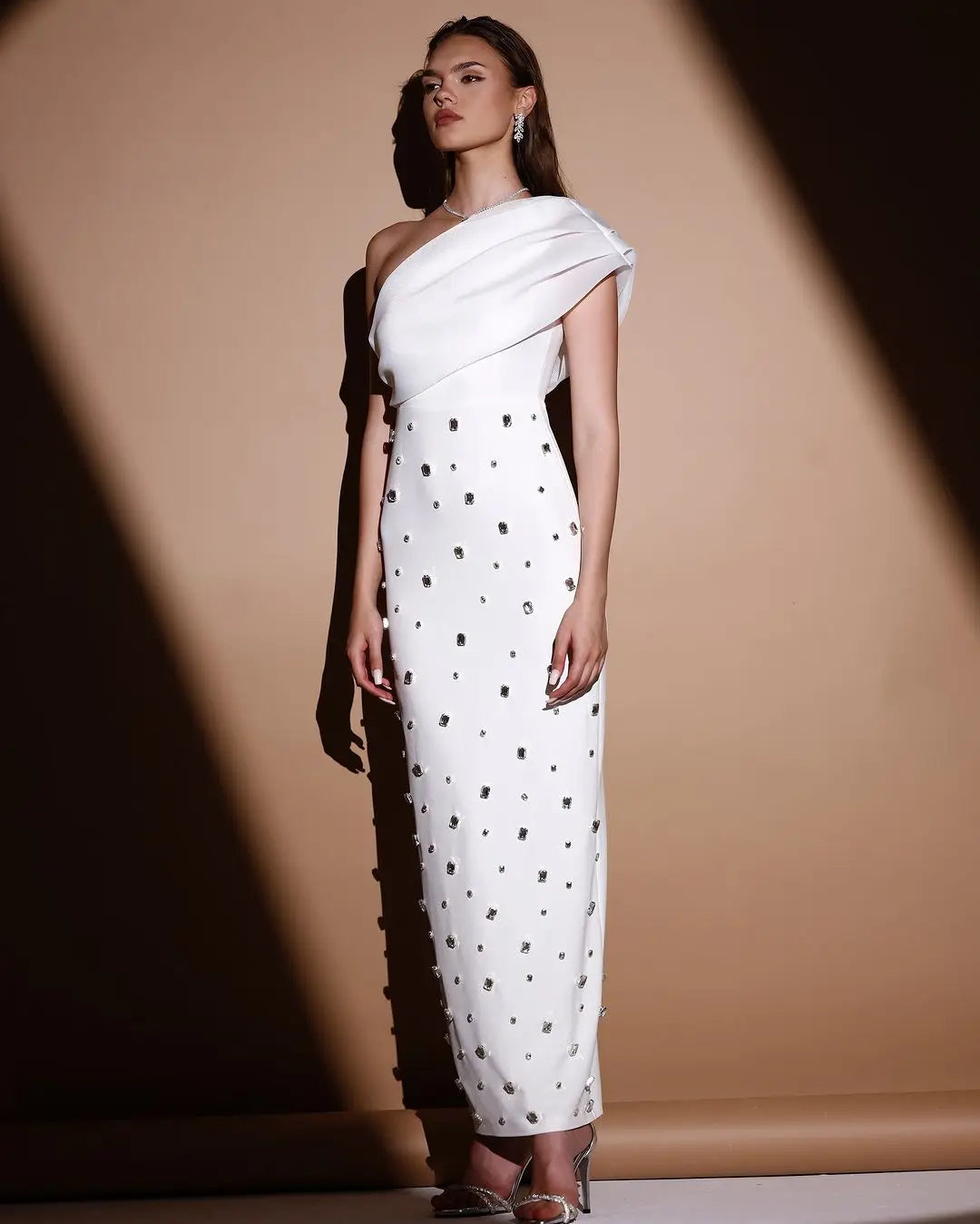 New White Color Women Sexy One Shoulder Shinning Crystal Bodycon Long Bandage Dress Celebrate Fashion Evening Party Outfit