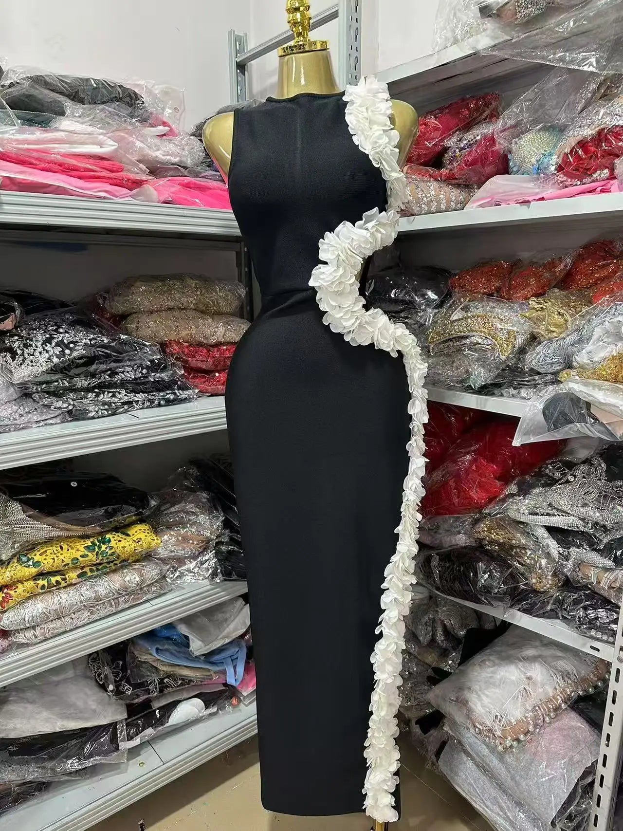 Women Sleeveless Sexy Side Hollow Out Florals Bodycon Long Bandage Dress Celebrate Fashion Evening Party Cocktail Wear