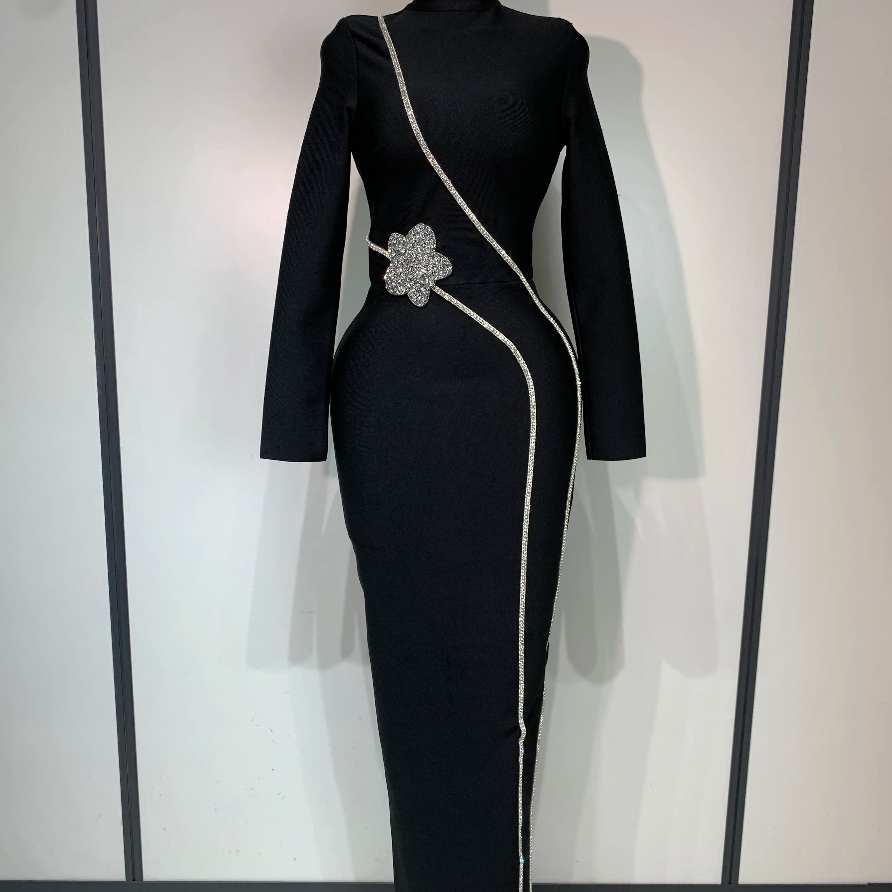 2025 Newest Fashion Designer Party Dress Women's Formal Long Sleeve Diamonds Bodycon Bandage Dress Elegant Luxury Birthday Gown
