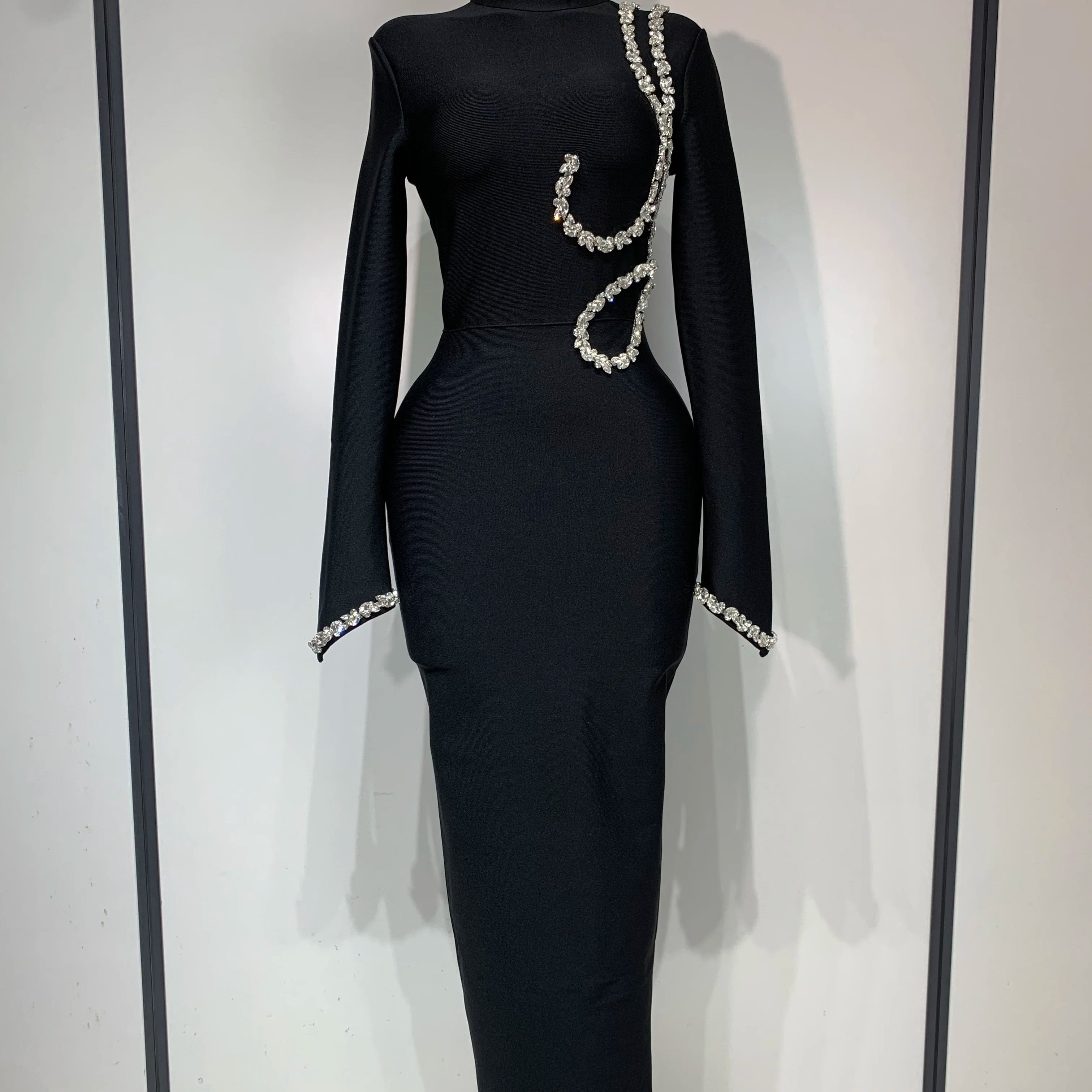 Women Sexy Long Sleeve Diamonds Maxi Long Bodycon Bandage Dress 2025 Celebrity Elegant Evening Party Luxury Birthday Dresses