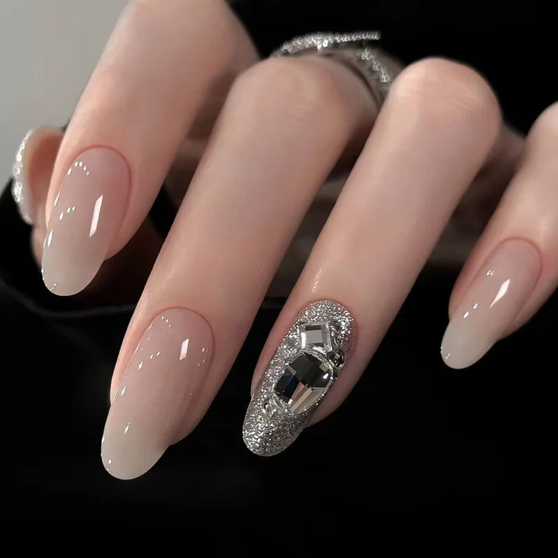 24 peças de unhas postiças curtas ovais amendoadas para usar na primavera com strass vermelhos, adesivos populares para meninas picantes