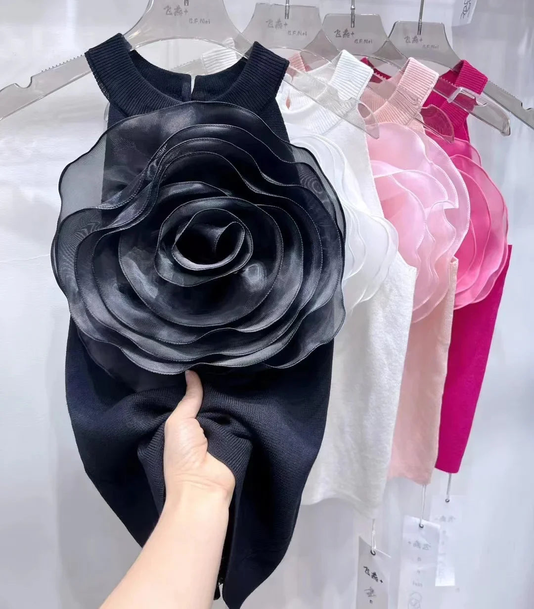 Summer New Arrival Knitwear Sexy Crop Tank Top Femme Black White 3D Flower Sexy Sleeveless Knitted Top Slim Fit Halter Vest black One Size