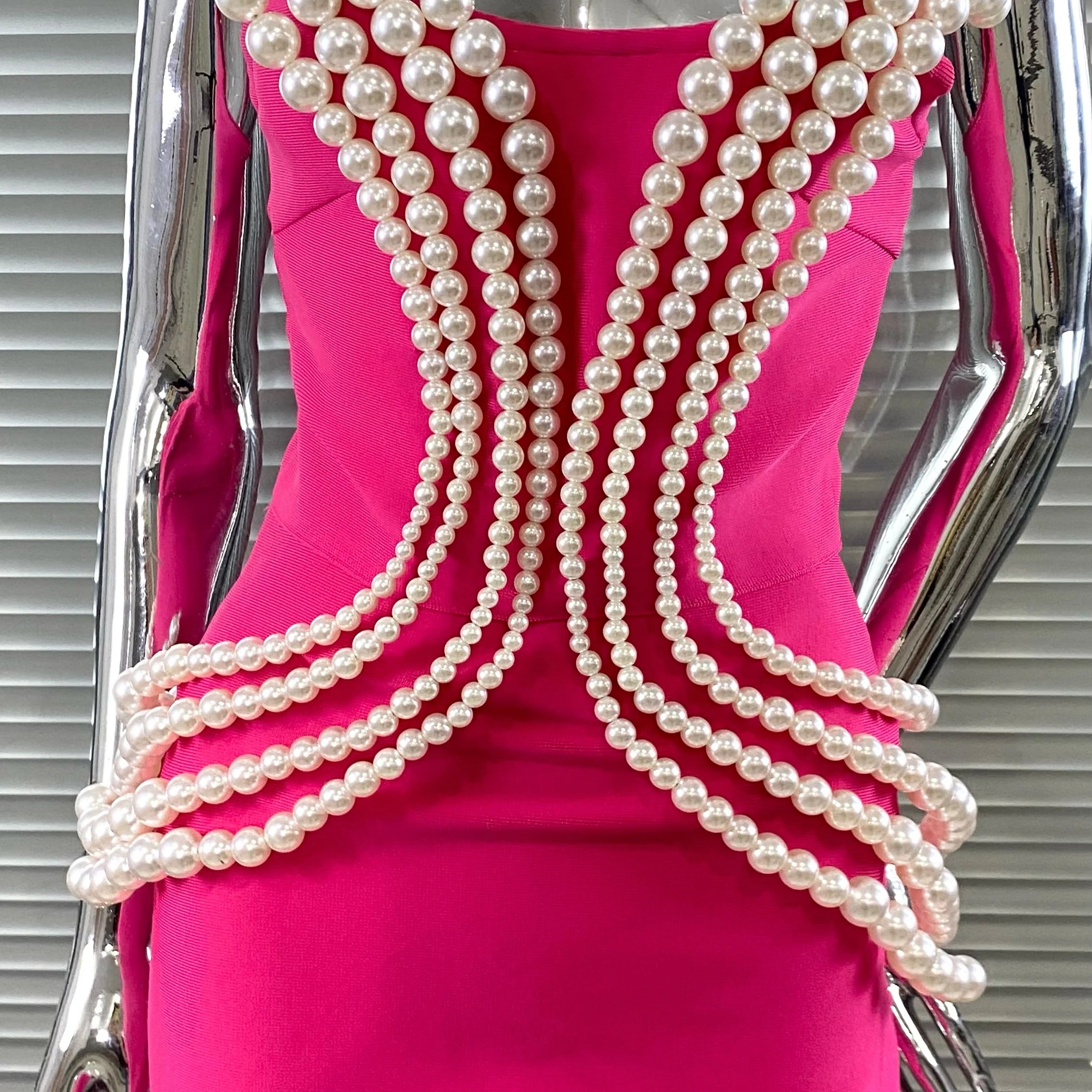 Luxury Pearl Geometric Design Strapless Package Hips Bandage Long Dress Elegant Woman Party Dress Celebrity Party Vestido