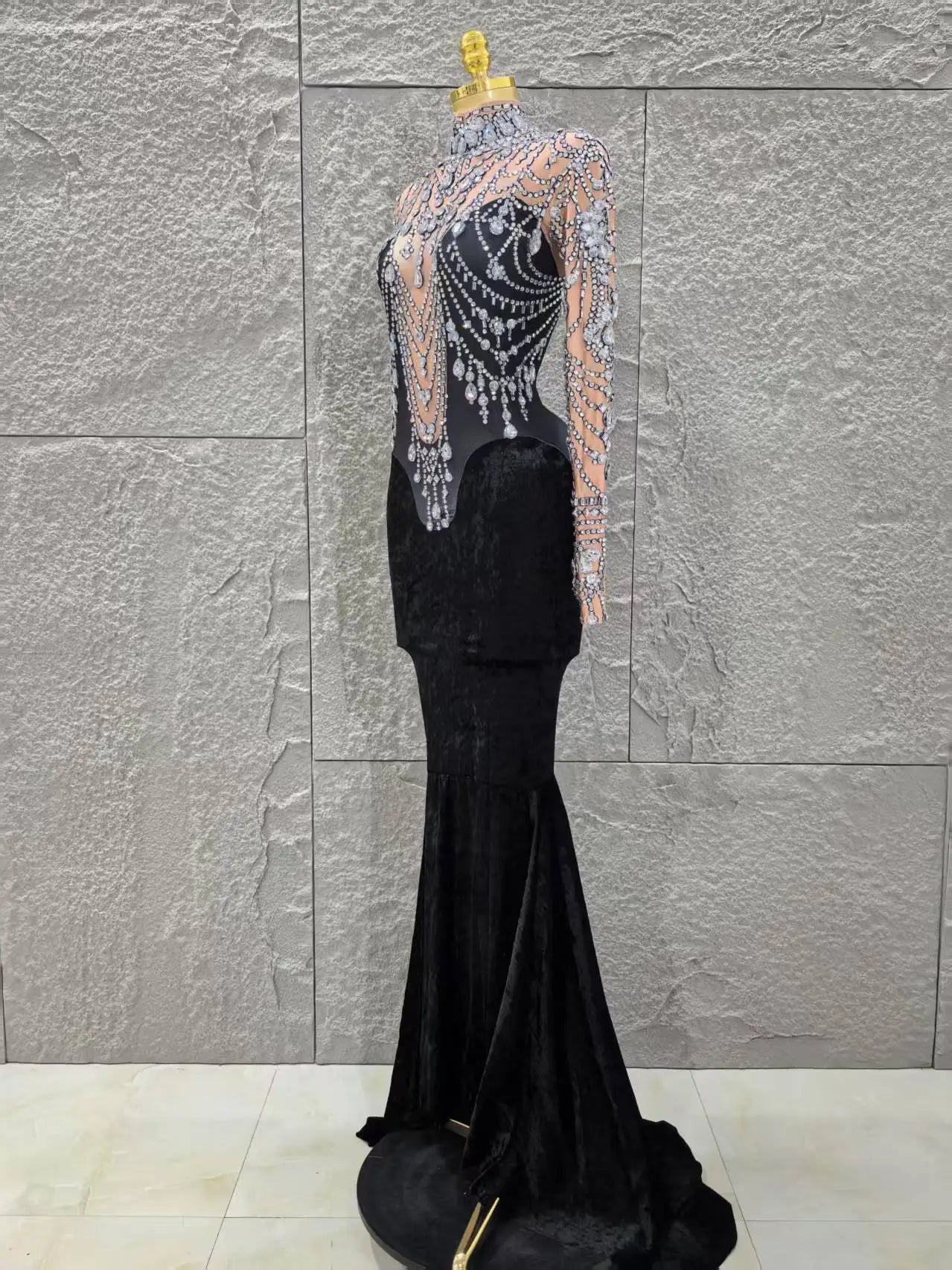 Women Long Sleeve Sexy Shinning Crystal Velvet Bodycon Floor-length Dress Celebrate Evening Party Birthday Cocktail Dress