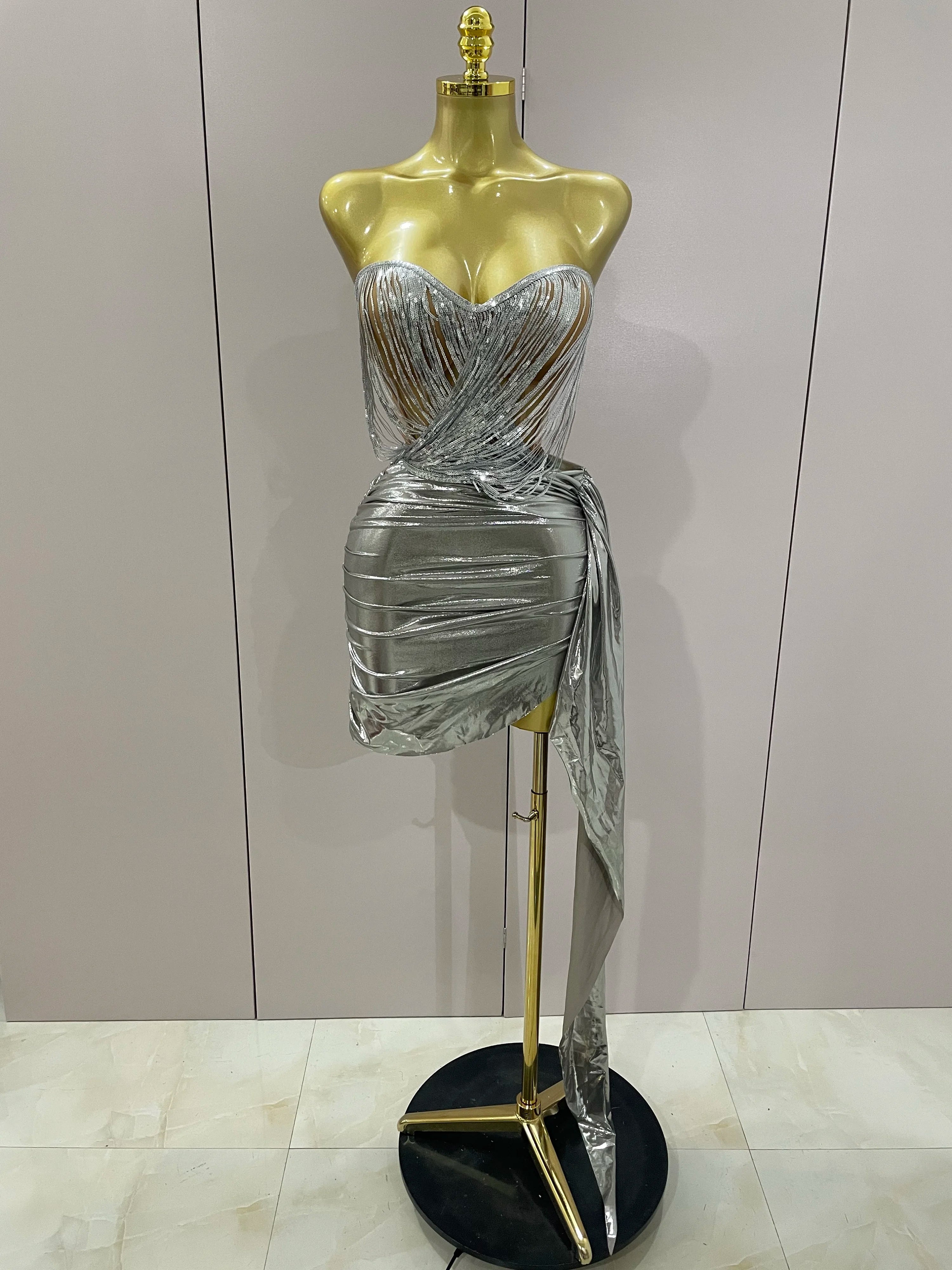 STOCK 2025 New Sexy Strapless Sequin Top Short Skirt 2 pcs Set Women Party Celebrate Nightclub Singer Performance Stage Outfit