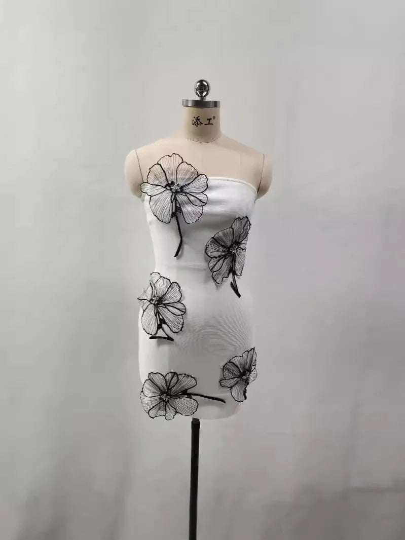 Women Sexy Strapless Bodycon Mini Bandage Dress Black Florals Celebrate Evening Party Birthday Cocktail Dress