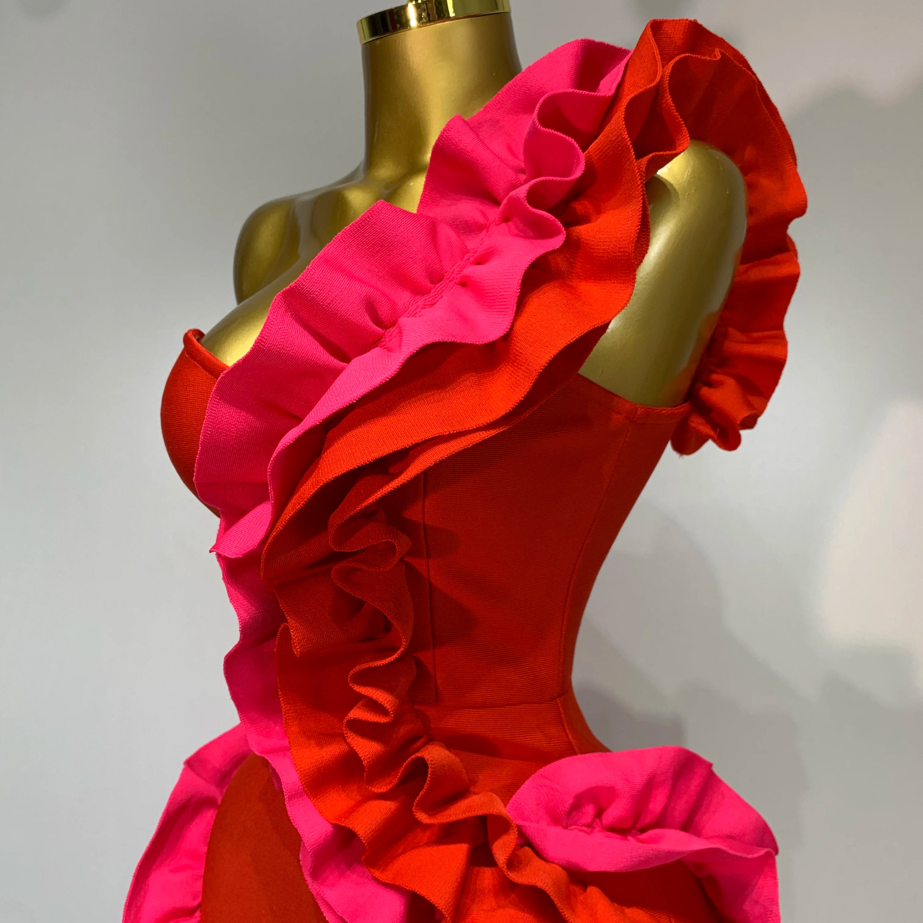 Women Sexy One Shoulder Red Ruffles Bodycon Bandage Dress 2025 Celebrity Elegant Evening Birthday Party Club Luxury Dresses