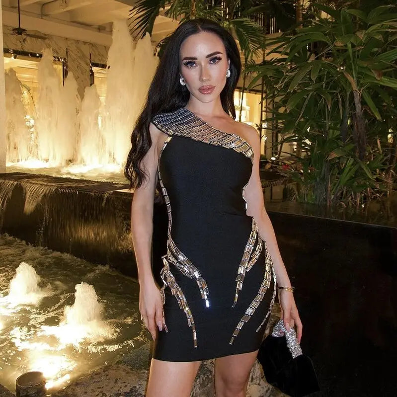Vestido curto bandage sexy de alta qualidade com um ombro só e cristais brilhantes, moda para festa e boate