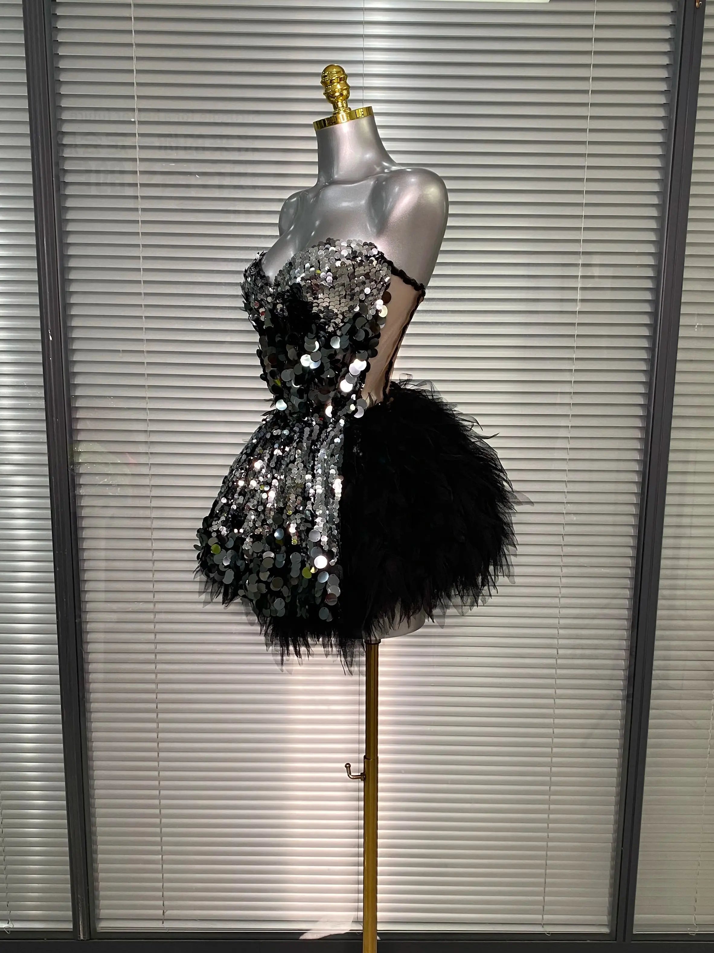 Women Sexy Sequins Black Two Pieces Set Tutu Night Club Skirt Suits Singer Dancer Stage Performance Costume