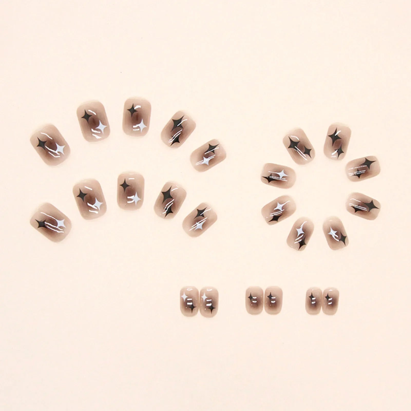 Y2K Girls Charm Manicure 24Pcs Short Square Press On Nails Star Printed Nude Color Wearable False Nails Extension faux ongles
