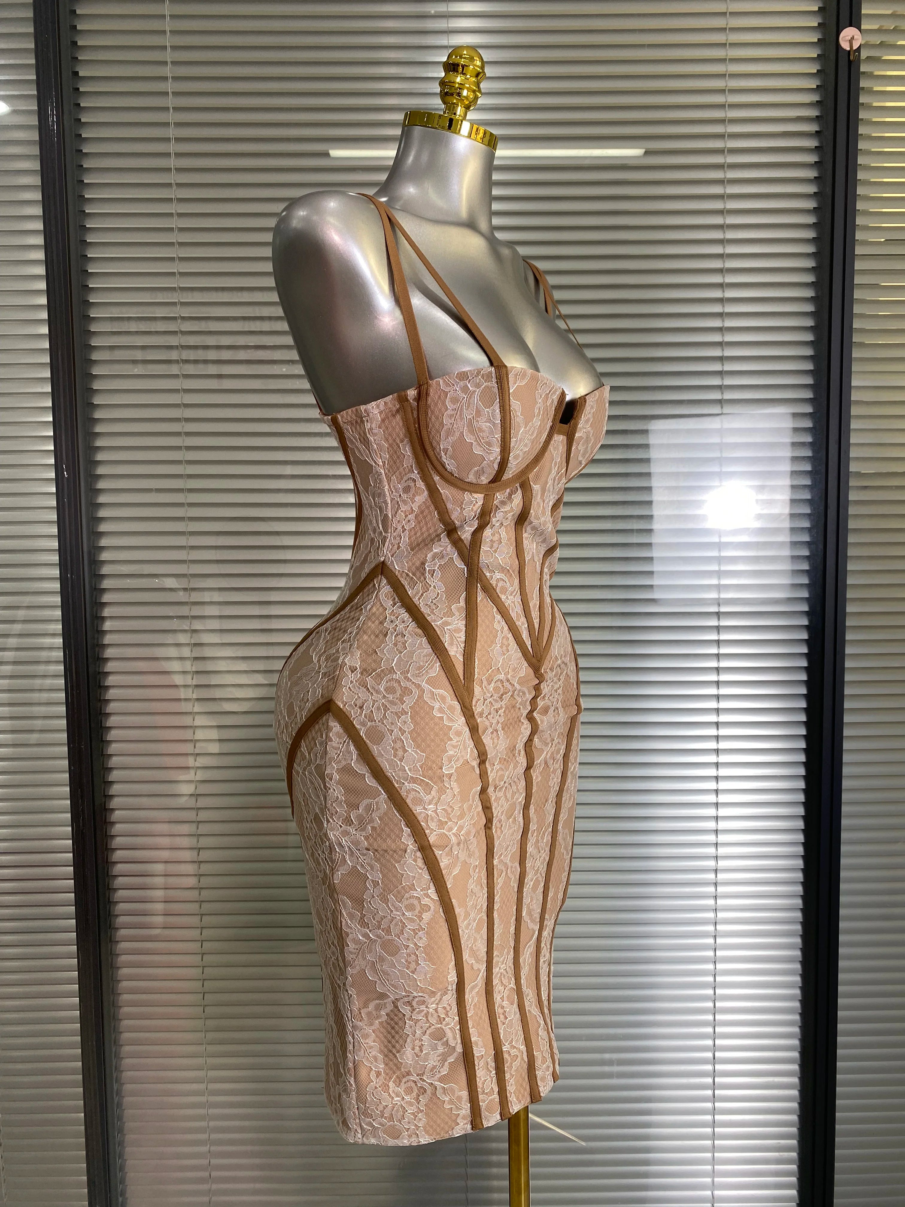 Vestido New INS Sexy Women Lace Midi Bandage Dress Celebrity Elegant High Street Knitted Bodycon Party Dress