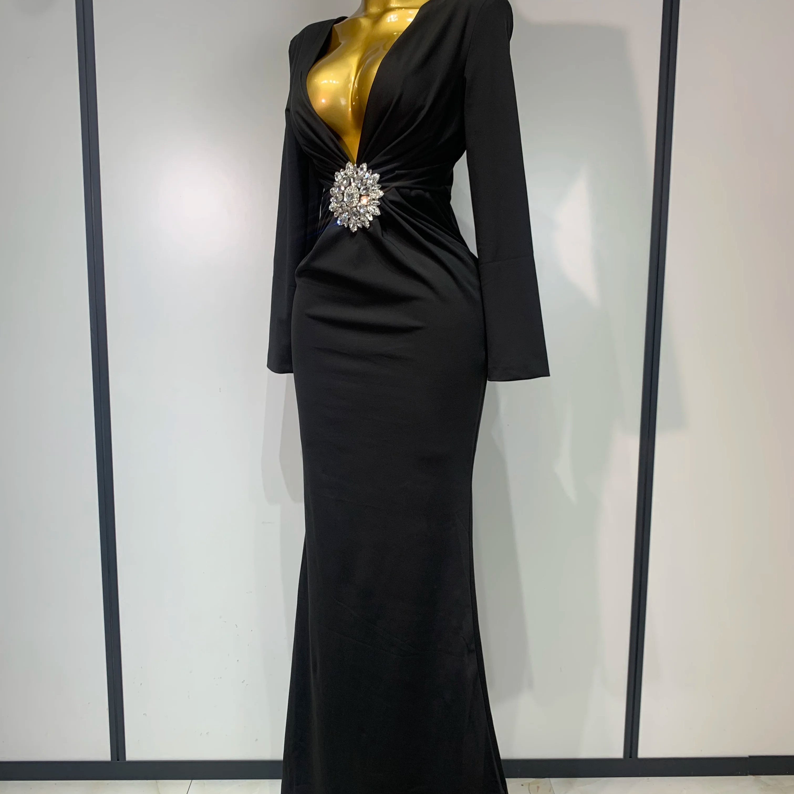 Vestido longo justo com diamante preto, feminino, sexy, decote em V profundo, mangas compridas, para festa de passarela, 2025, elegante, vestido de festa à noite