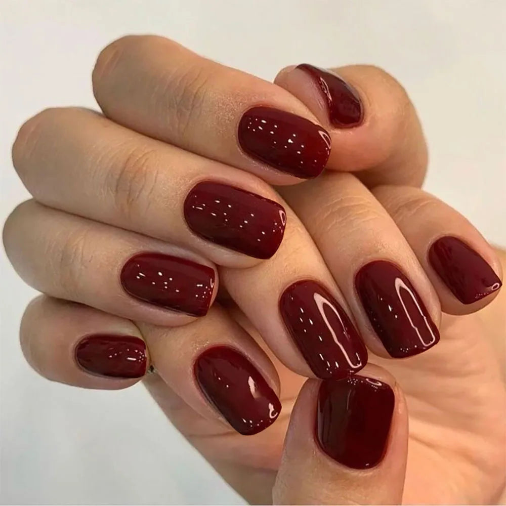 24Pcs Solid Color Wine Red Design False Nails Short Square Head Fake Nail Art Tips Simple Finished Manicure Tips Press on Nails